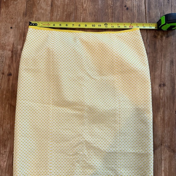 Talbots 2-Piece Set Cotton Stretch Yellow Dot Jacquard Blazer & Skirt Sz 12 EUC - Picture 10 of 15